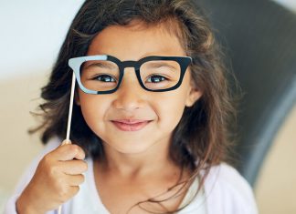 1 in 10 School Age Children Has Vision Problems in Pakistan