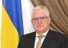 Ambassador Lakomov ; 8 Eventful Years in Pakistan by Tazeen Akhtar