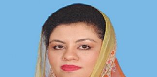 Kanwal Shauzab Faces Tough Time at the Hands of Neighbors of Her New House