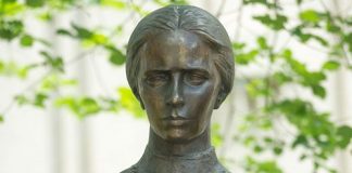 Lesya Ukrainka of Ukraine – An Introduction to a Poetess, Feminist