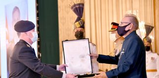 Commander Turkish Military Visits Pakistan – Calls on President, Army Chief – Receives Civil Award