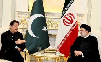 Pakistan to Continue Working with Iran to Further Strengthen Brotherly Relations