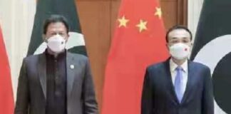 Pak – China Prime Ministers Discuss whole Gamut of Bilateral Relations