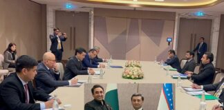FM Pakistan Arrives in Tashkent for ECO – Holds Meetings with Uzbek-Tajik Counterparts