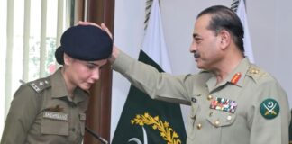Pakistani Army Chief Lauds Lady Police Officer for Selfless Devotion to Duty and Professionalism in Diffusing a Volatile Situation