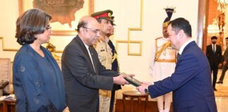Envoys of Uzbekistan, Turkiye, Kyrgyzstan, Palestine, DPR Korea, Kenya present credentials to the President