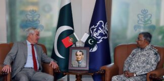 Ambassador Portugal Calls on Naval Chief of Pakistan
