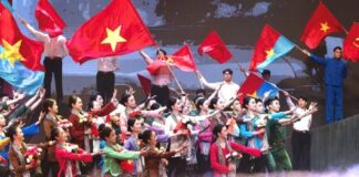 Vietnam holds grand ceremony marking 80 years of its army