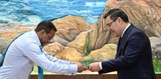 Ambassador DrJemal Presents His Credentials to President of Kyrgyz Republic