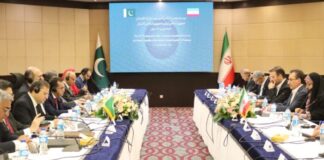 Pakistan Fully Supports Private Sector to do Business with Iran : Says Commerce Minister