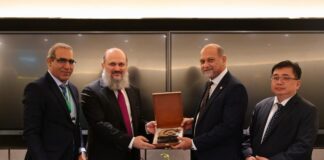 Minister Commerce Pakistan Meets Malaysian Officials Shaping New Partnerships in Various Sectors