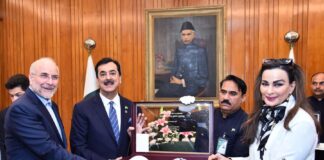 Iranian Speaker Meets Acting President Pakistan ! Gilani calls for stronger parliamentary, economic and cultural cooperation