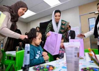 First Lady visits Military Hospital Micro School in Bahrain