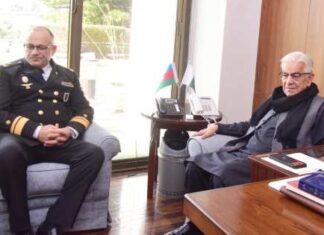 Azerbaijan Naval Commander Calls on Minister Defence Pakistan ! Sides Discuss Regional Martime Security
