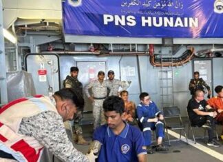 Pakistan Navy Rescued 18 Citizens of China, Bangladesh, Myanmar,Vietnam,Indonesia in Arabain Sea