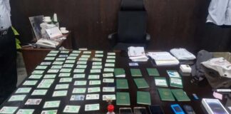 سعودی عرب کے سفر کے لیے افغانیوں کو جعلی پاکستانی سفری دستاویزات فراہم کرنے والا گروہ گرفتار
