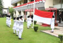 Red-White Successfully Raised, Indonesian Community in Pakistan Grateful for Independence