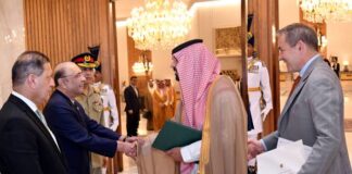 President receives credentials from Ambs. of France, KSA